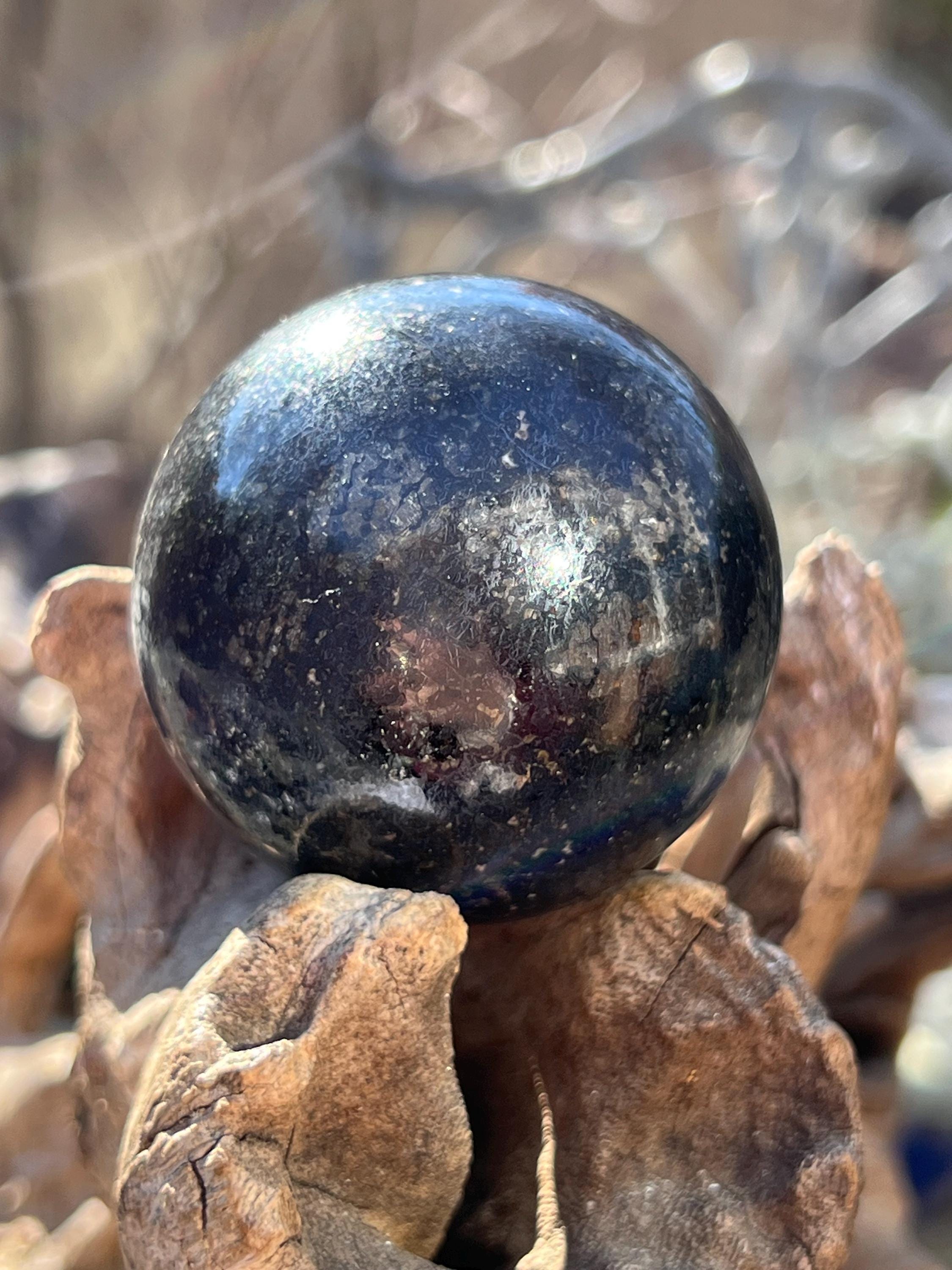 ヌーマイト水晶玉 186g 48mm 直径17 - Etsy 日本