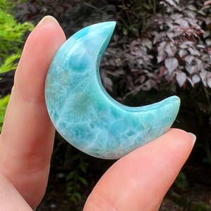 Larimar Moon Deep Blue Dolphin Stone  AAA+ : Peace / Love / Tranquility 16