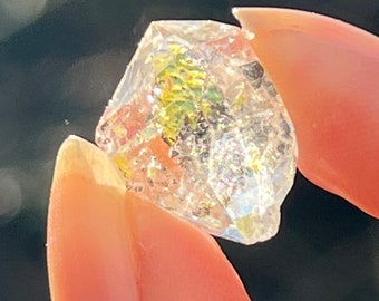 Petroleum Quartz Fluorescent from Balochistan Pakistan 14