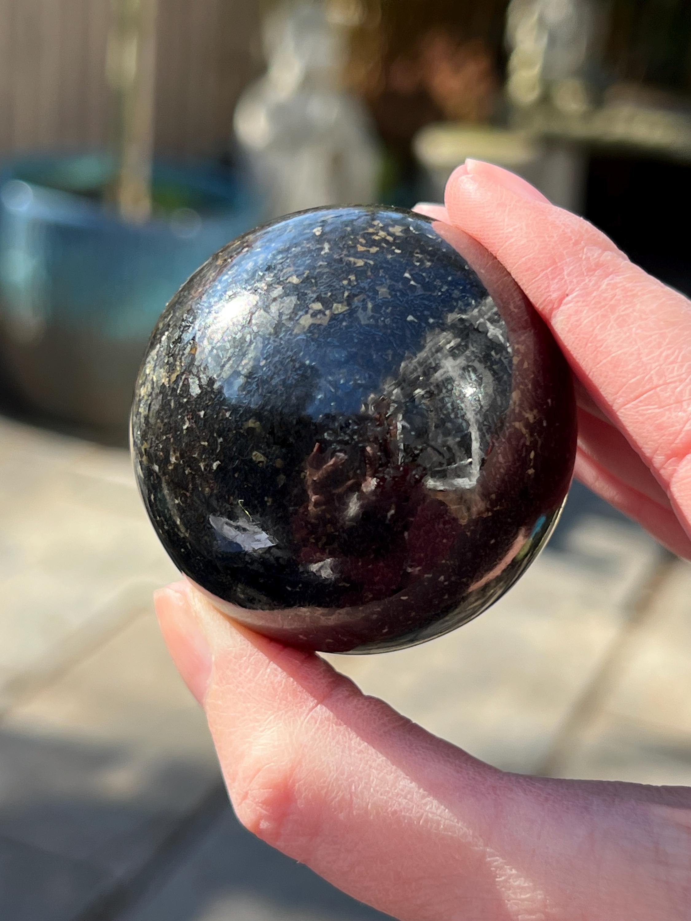 ヌーマイト水晶玉 184g 49mm 直径4 - Etsy 日本