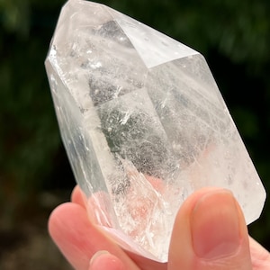 Clear Quartz Point Wand Brazilian AAA+ : Master Healer Clarity with Phantom 4