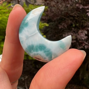 Larimar Moon Deep Blue Dolphin Stone  AAA+ : Peace / Love / Tranquility 14