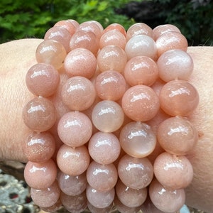 Peach Moonstone Beaded Crystal Bracelet 8mm AAA+ / Intuition / Empathy / Calming