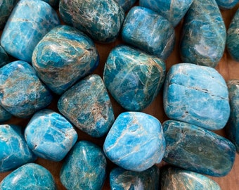 Blue Apatite Crystal Tumblestone AAA+ Creativity / Meditation / Creativity