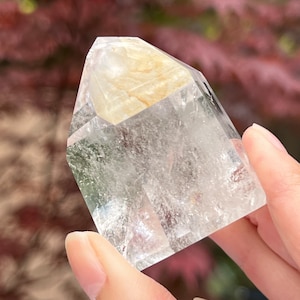 Clear Quartz Point Wand Brazilian AAA+ : Master Healer Clarity with Phantom 46 with Rainbows