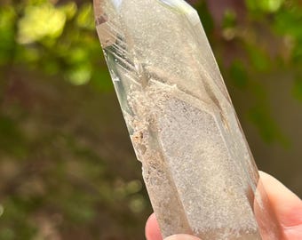 Garden Quartz / Lodolite Quartz Phantom Rainbow Point AAA Transformation Growth 1 160g