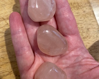 Rose Quartz Tumblestone Madagascan 20 to 30mm