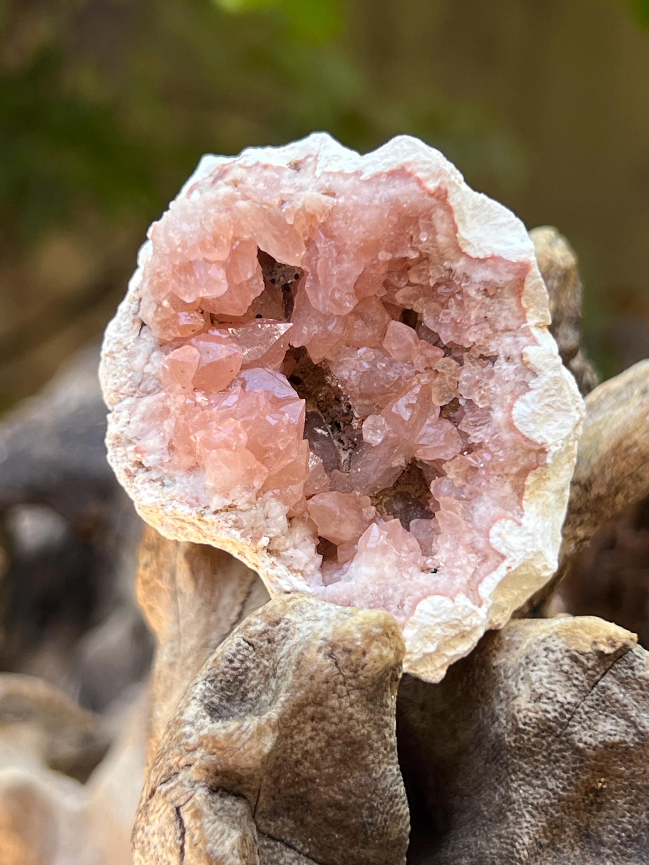 ピンクアメジストジオード AAA+ フェアリーケーブ レア パタゴニア