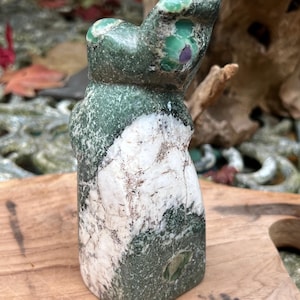Rubiner i nefritjade Himalaya Freeform AAA+ 442g 1