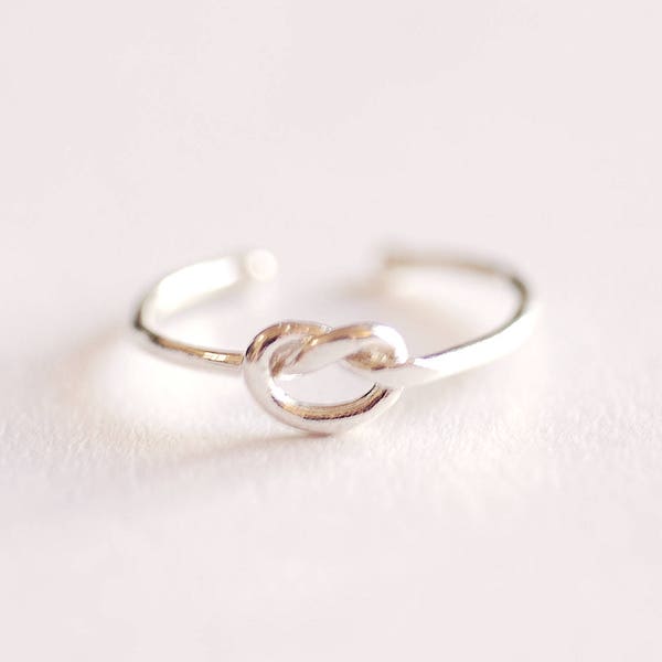 Sterling Silver Love Knot Ring- 925 Sterling Silver Love Knot adjustable ring, Thin Love knot ring, bridesmaid ring, knot promise ring, love