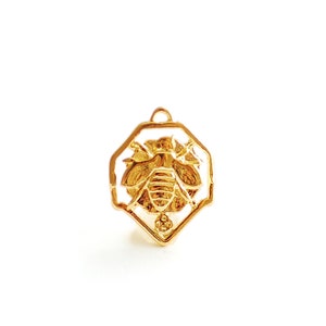 Vermeil Gold Bee Pendant- 18k plated over 925 Sterling Silver, Gold Bumblebee Charm, Gold Bee Charm, Gold beehive Charm, Honey Bee, 471