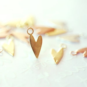 Heart Charm Vermeil Gold or 925 Sterling Silver or Rose Gold Pointy Flat Heart Charm Pedant Love Friendship Wholesale Bulk A112