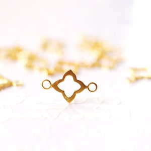 Four leaf clover charm necklace 925 sterling silver plated 18k gold Good luck Pendant Lucky Irish Flower Shamrock Quatrefoil Connector A111