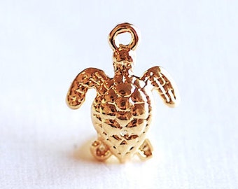 Shiny Vermeil Gold Turtle Charm Pendant- 18k gold over Sterling Silver Small Turtle, Ocean Sea Turtle Charm, Hawaiian Honu Sea Turtle, 287