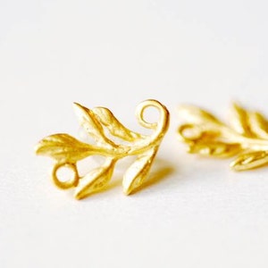 2 stuks mat vermeil gouden varenblad charme connector-18k verguld over sterlingzilver, vermeil gouden bloem natuur blad charme, 209