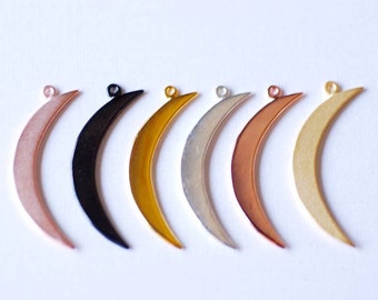 Oro o argento Crescent Moon Charm Ciondolo - oro mezza luna fascino ciondolo, oro Crescent Moon, Tusk Charm in oro, argento luna fascino
