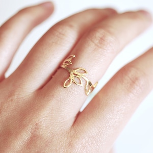 Laurel Leaf Ring Adjustable Ring, Nature Ring, Delicate Ring, Floral Ring, Olive Branch Ring, Dainty Ring, Minimalist Ring, Vine Ring image 3