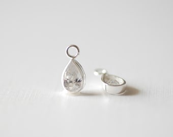 Colgante solitario de 2 piezas de plata de ley con forma de lágrima para collar, piedra natal de abril, dije con bisel de lágrima de circonita cúbica de plata de ley