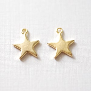 2pcs Matte Gold Vermeil Star Blank Charm- 22k gold plated Sterling Silver Star Charm, Small Gold Star Blanks, Pentagon Charm, Beads, 181