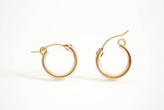14k Rose Gold 15mm x 2mm Lightweight Hinged Hoop Earrings 14k Rose Gold 15mm x 2mm Lightweight Hinged Hoop Earrings