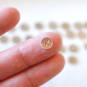 14k gold filled ronde letter connectoren - permanente sieraden sterlingzilver alfabet letter initiële connector gold filled [GFCH4-402-453]