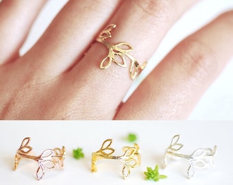 Laurel Leaf Ring- Adjustable Ring, Nature Ring, Delicate Ring, Floral Ring, Olive Branch Ring, Dainty Ring, Minimalist Ring, Vine Ring