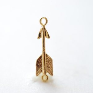 Shiny Vermeil Gold Arrow Connector Charm- 18k gold plated over Sterling Silver Arrow Charm, Gold Arrow Connector Link Spacer, Arrowhead, 4