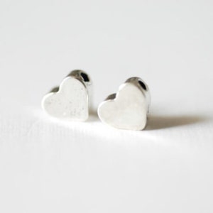 2pcs Sterling Silver Heart Beads - 925 Sterling Silver Heart Focal Bead, Silver Heart Stamping Blanks, Silver Heart Beads, Silver Heart, 104