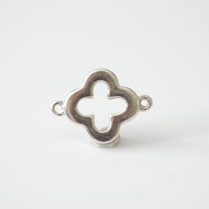 Sterling Silver Quartrefoil Charm Pendant- 925 Silver Clover Connector, Sterling Silver four leaf quatrefoil clover connector link, 75