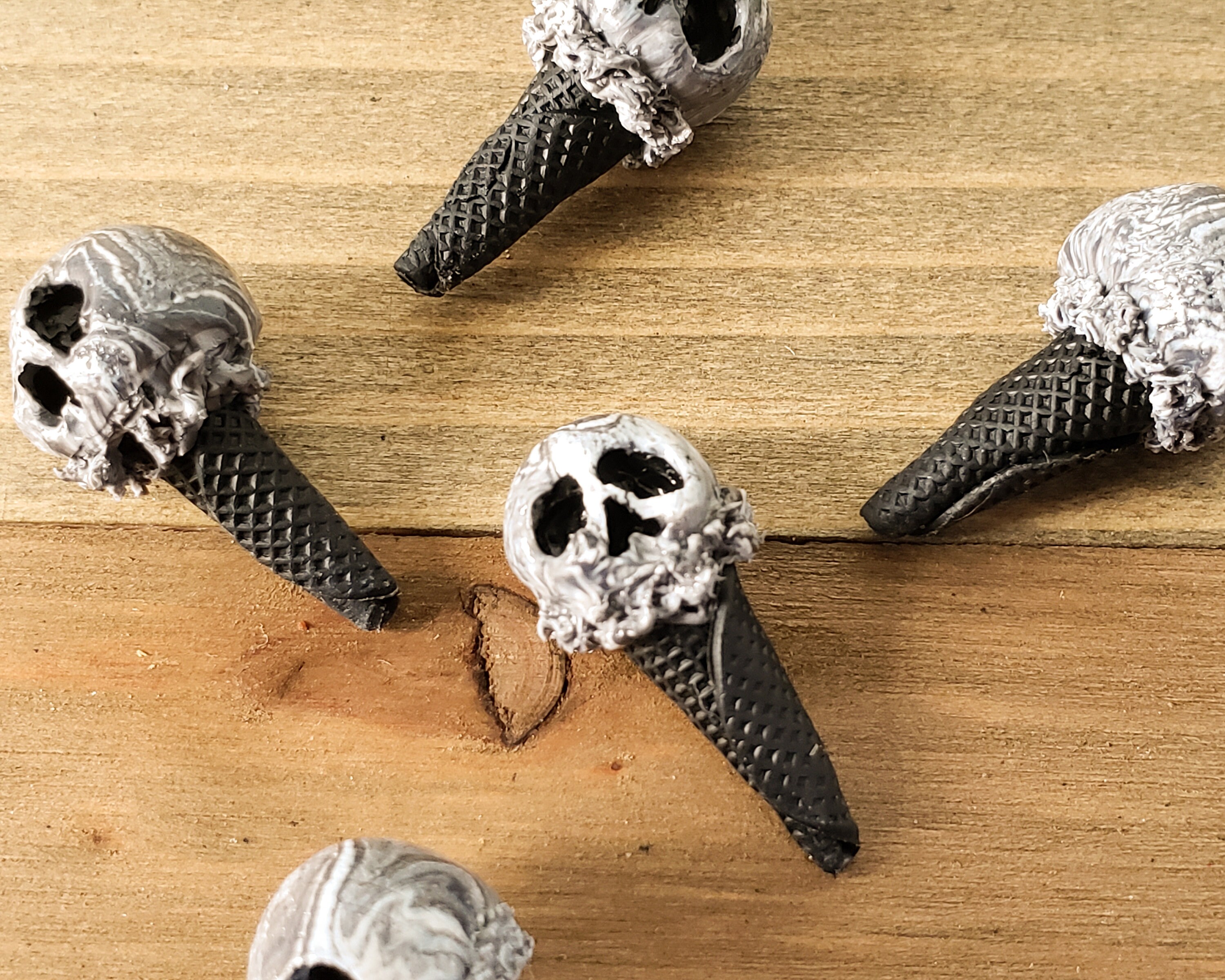 Black ice necklace deals