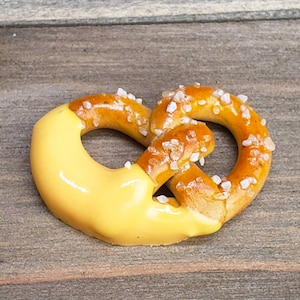 Cheese Dipped Pretzel Charm