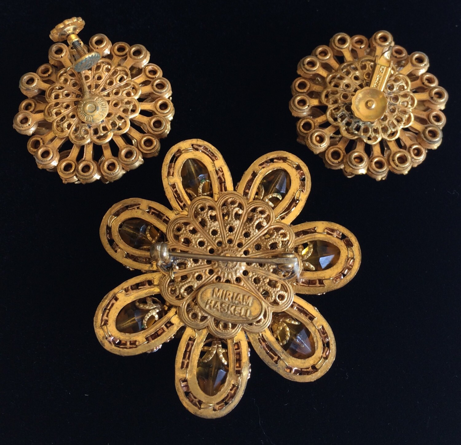 ビンテージブローチハスケル風　メーカー銘 ヴィンテージ□オーロララインストーンとクリアラインストーンの