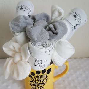 New Mom Coffee Mug with Baby Bouquet, Teddy Bear Theme Baby Bouquet, Teddy Bear Baby Bouquet Gift Mug, Pregnancy Gift Set,
