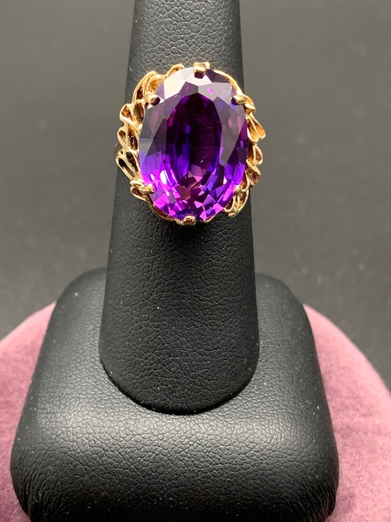 Vintage 14k Large Purple Color Change Sapphire Rin