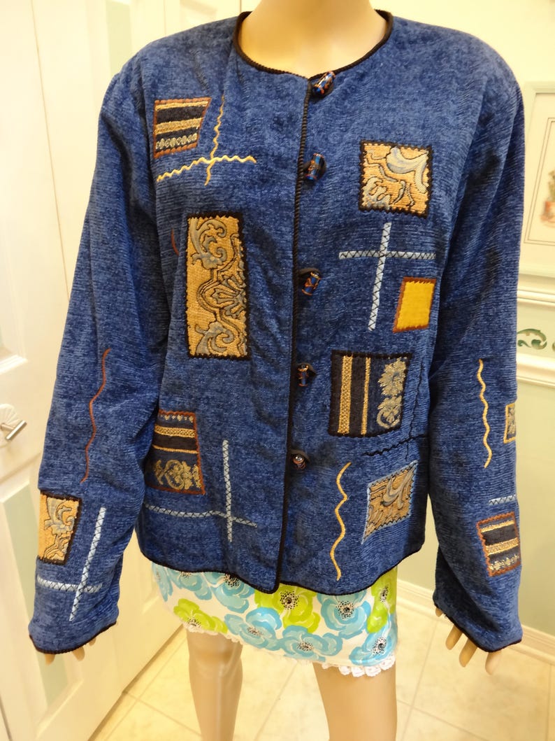 fully lined Women/'s jacket circa 1990s size extra large BLUE DENIM VELVEt black cord trim gold trim beige appliques fancy buttons