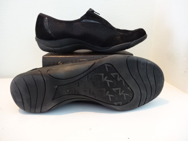 womens black leather athletic shoes