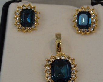 sale, Gold Tone Faux Sapphire Pendant and Pierced Earring Set