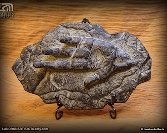 Grey Alien Hand Fossil Replica with Stand - UFO Gift Onyx Finish Area 51 Memorabilia X Files Collectible Sci-Fi Decor Oddity