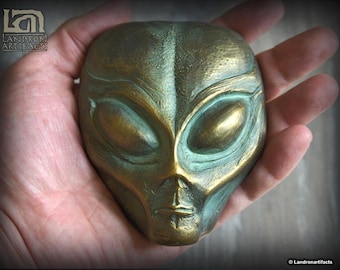 Alien Grey Wall Plaque Sculpture Bust UFO Gift Area 51 Memorabilia X Files Collectible Sci-Fi Decor Ancient Aliens Bronze Finish
