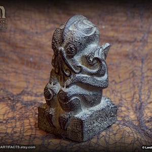 Cthulhu Idol Statue Figurine v3 - Onyx Color Lovecraft Prop Replica Gothic Decor Horror Art