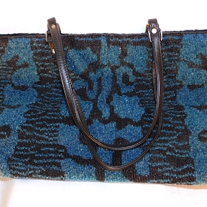 Vintage tas met grote print en kralen