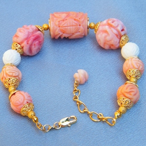 Exquisite Angel Skin Coral Carved Bead Gold Filled Bracelet