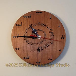Music note wall clock, battery operated clock, music teacher gifts, gift for musician, for piano studio, musical decoration, for music lover