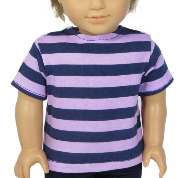 18 pouces Boy Doll Vêtements.  T-shirt rayé de lavande et de la marine.  Fabriqué américain.