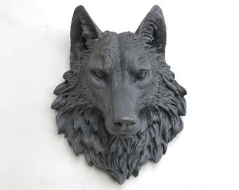 ANY COLOR Fake Wolf Head Wall Mount | Faux Taxidermy | 3d Resin Wall Art | Spirit Animal | Wolves | Game of Thrones | Winterfell | Wolf Pack