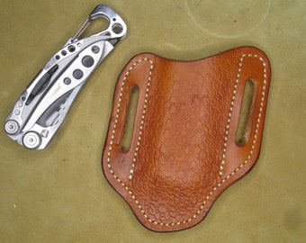 Funda multiherramienta Leatherman Skeletool, hecha a mano para herramientas multiherramienta estilo Skeletool. Funda estilo panqueque para regalo de hombres y mujeres.