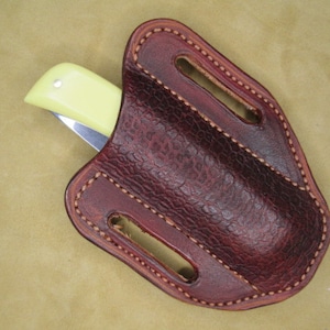 Etui pour couteaux pliant fait main pour 110 dollars et étui Sodbuster, étuis pour couteaux de poche de style Sod Buster pour hommes ou femmes.