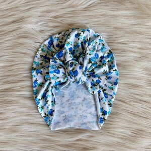 Baby Turban Modern Bow, “Birdie” Tiny Blue Floral Turban , Turban Bow Hat, Turban Top Knot Hat, Baby Hat, Baby Turban, Messy Bow Turban