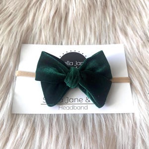 Velvet Baby Headband: Hunter Green Pinwheel Bow, Nylon Band