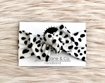 Adjustable Jersey Knot Baby Headband: Black & White Spots